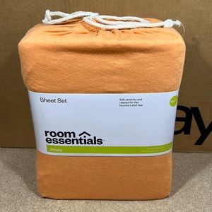 Room Essentials Twin XL Sheets in Bed Sheets & Pillowcases
